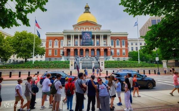 Du lịch Boston: thành phố lịch sử và Đại học Harvard